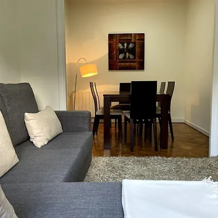 3 En Plaza De Espana 6pax Apartament *