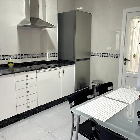 Apartment 3 En Plaza De Espana 6pax Vigo